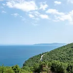 Baraka - Medveja 度假居